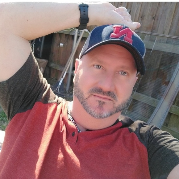 Meet your Posher, Jerald - Picture 1 of 6